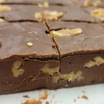 Chocolate Walnut Fudge